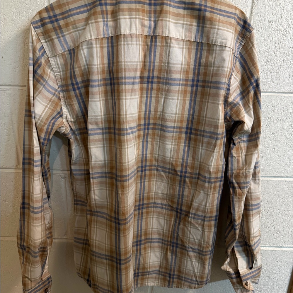 2 Wrangler Tan and Blue Checkered Shirt/Rust and Tan. Price is for both shirts - Picture 4 of 8
